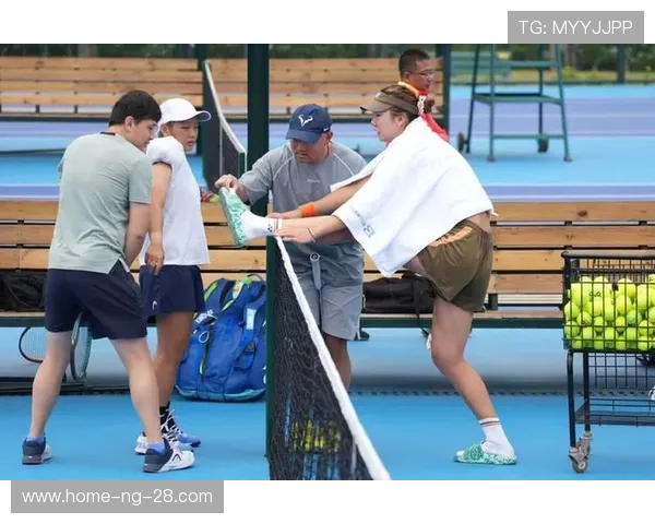 广州网球队进攻策略揭秘:深度解析网球技术与战术的完美结合